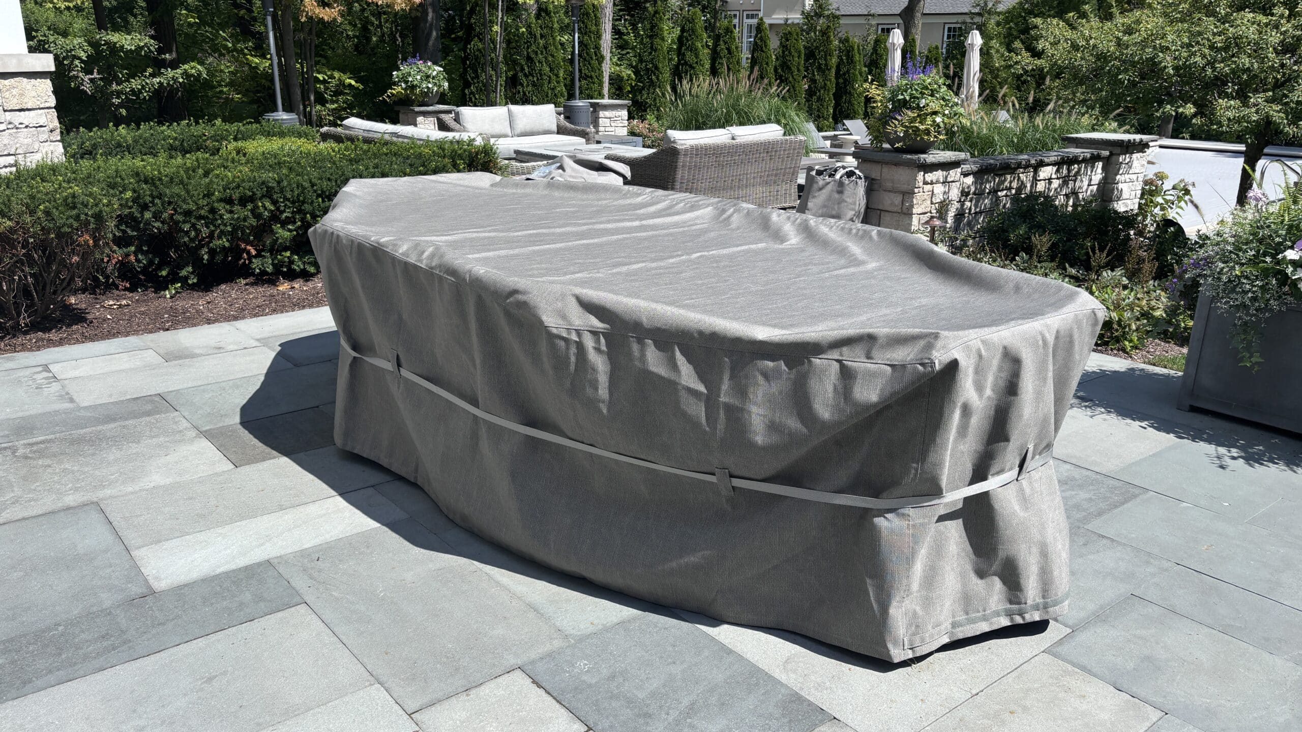 Custom Outdoor Table and Chair Cover